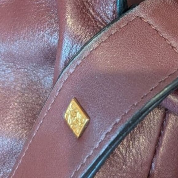 Loewe Large Flamenco Knot Burgundy Nappa Leather A - Picture 15 of 16